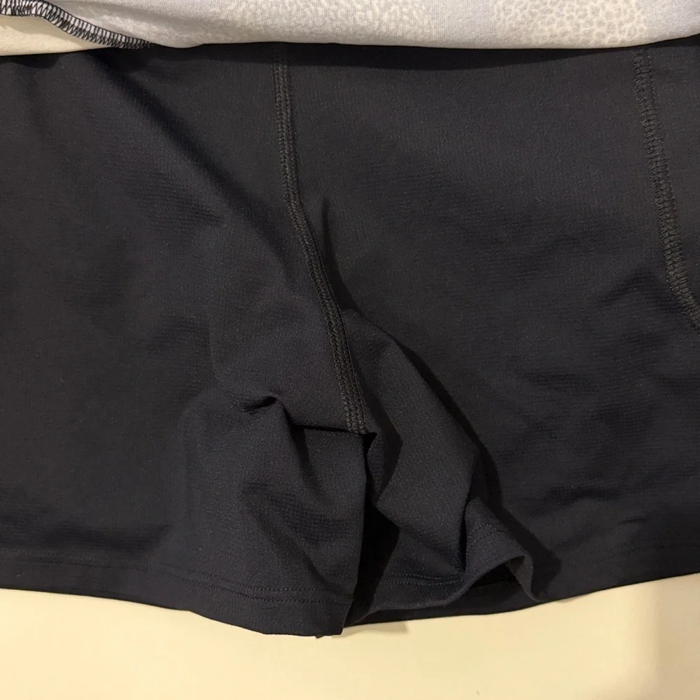 dona jo black skort